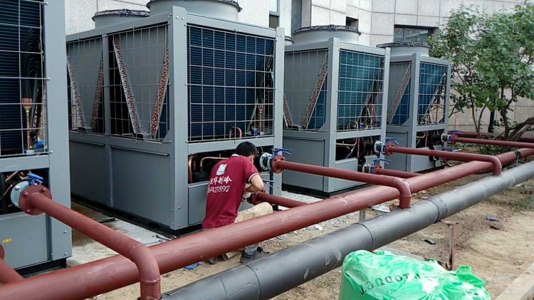 顺义国家税务大型安装中央空调 (1).jpg